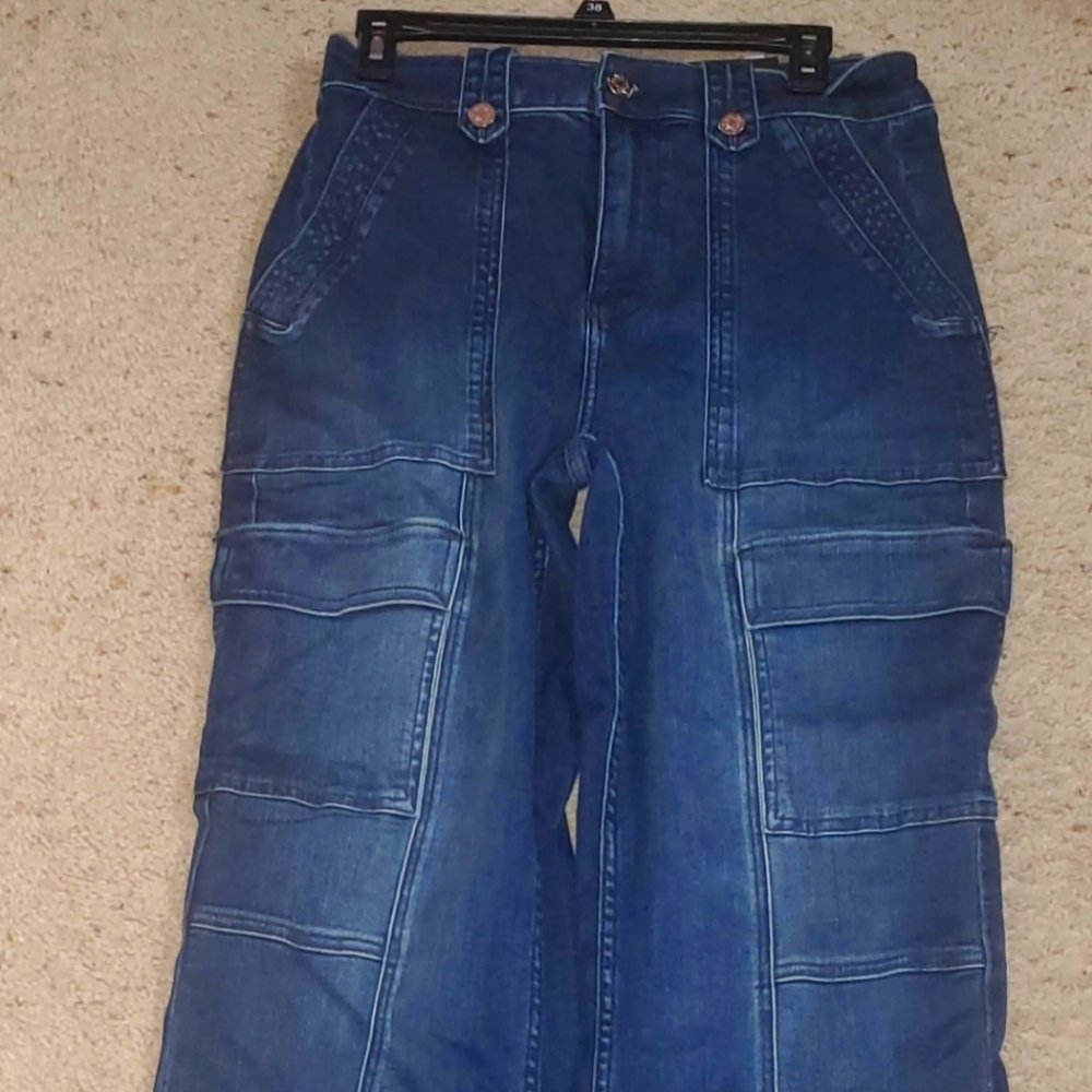 WHBM Extra High Rise Everyday Soft Trouser Jeans